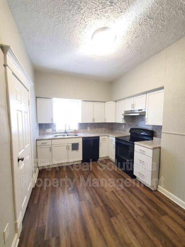 2712 Fern Ave - Photo 2 of 24