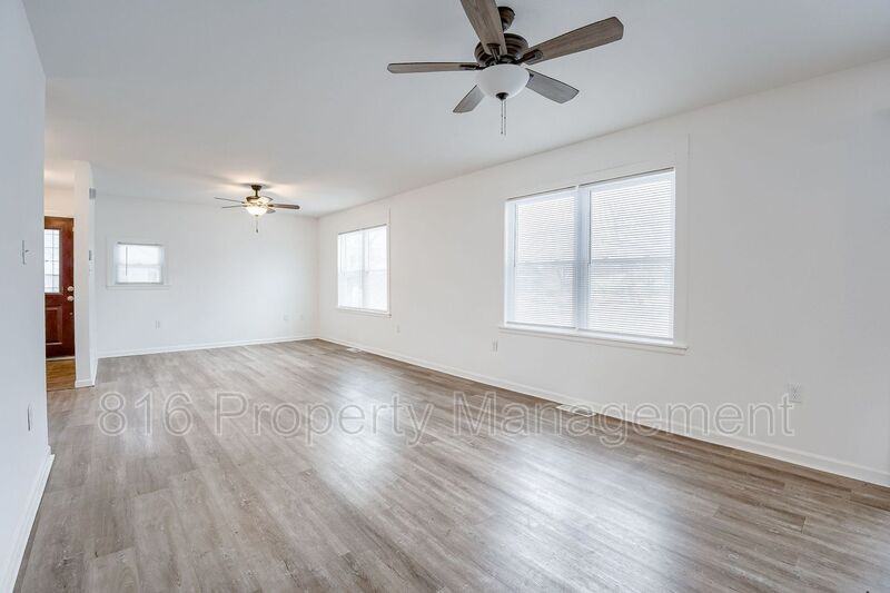 3236 Highland Ave - Photo 2 of 24