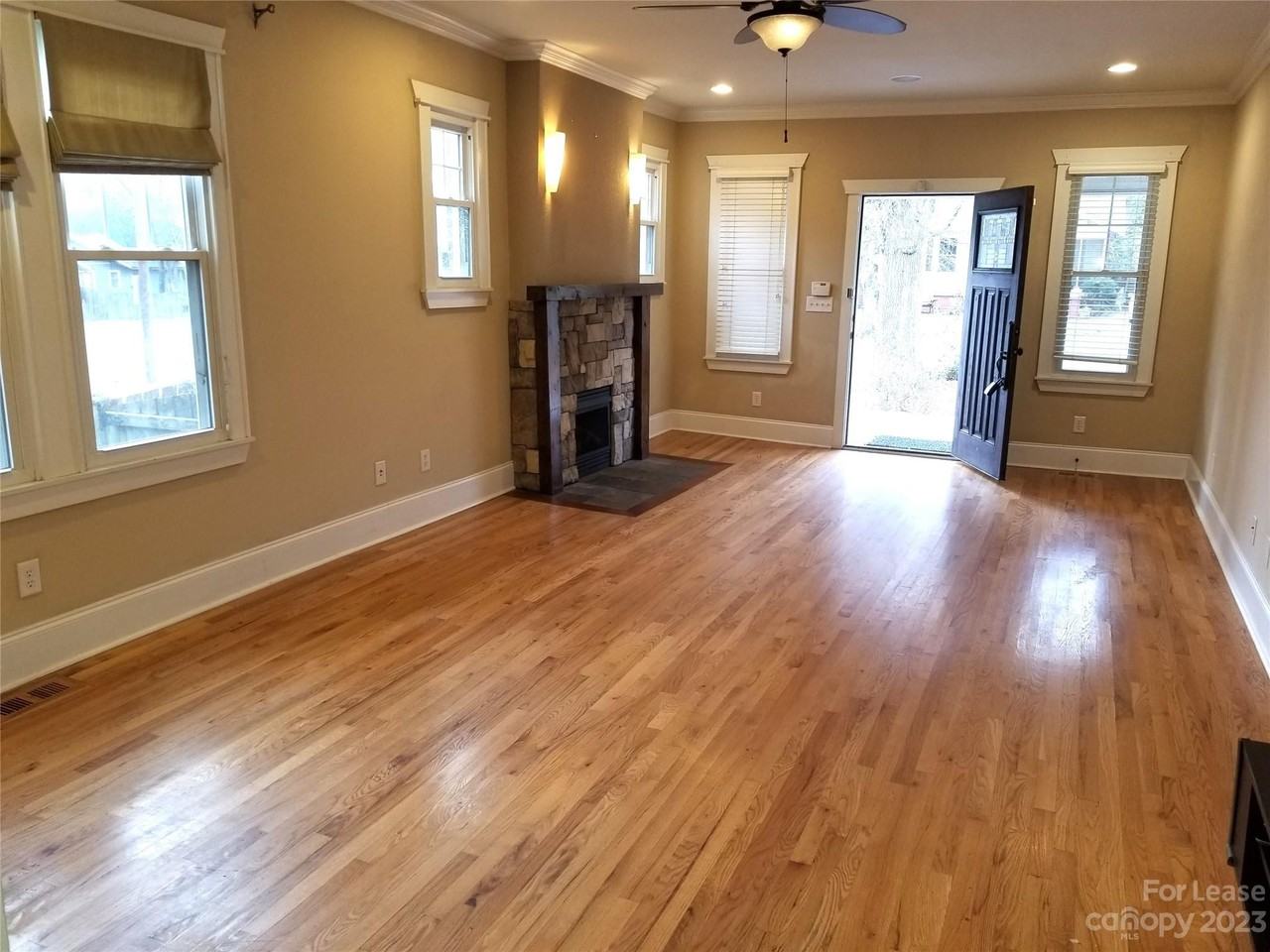 1821 Wilmore Dr - Photo 4 of 19