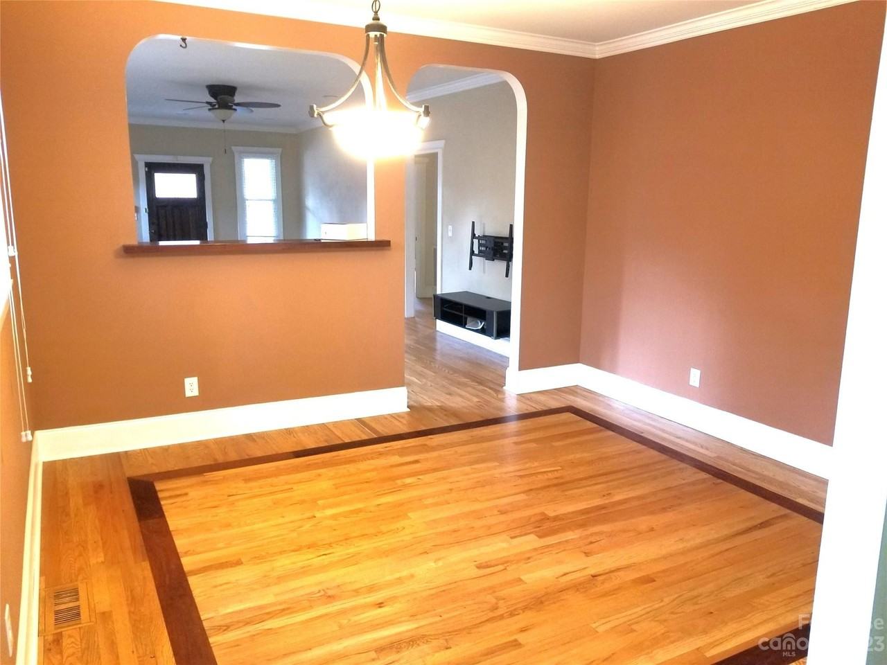 1821 Wilmore Dr - Photo 7 of 19