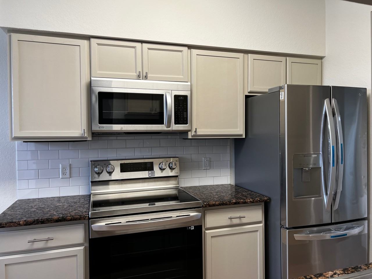 7925 Preserve Circle #326 - Photo 3 of 33