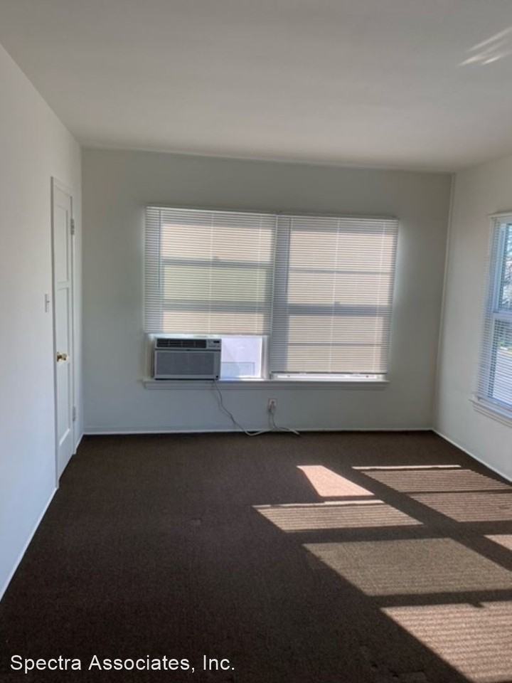 142,146 S. Adams St. - Photo 3 of 9