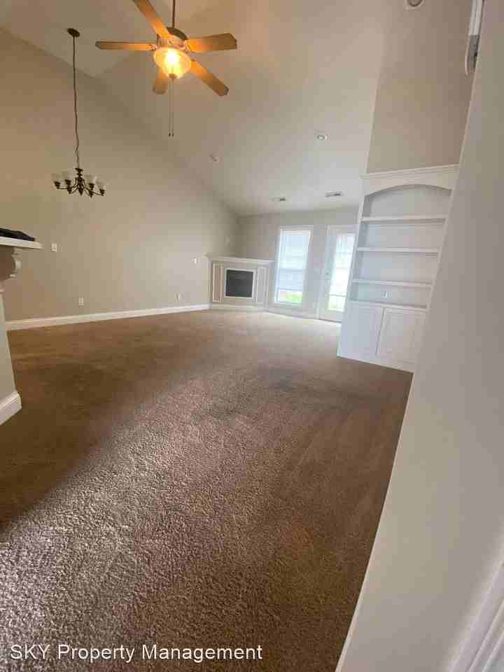 Clays Pointe Duplexes - Photo 2 of 5