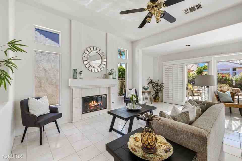 78577 Waterfall Dr - Photo 2 of 15