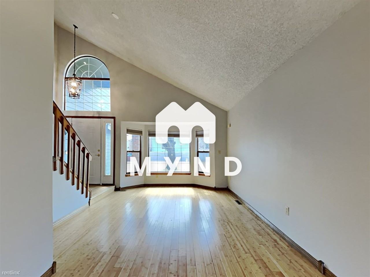 2304 S Gray Dr - Photo 3 of 21