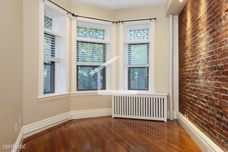 50 Charlesgate E - Photo 2 of 5