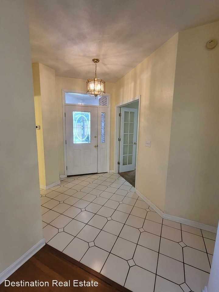 1627 New Legend Ct - Photo 2 of 22