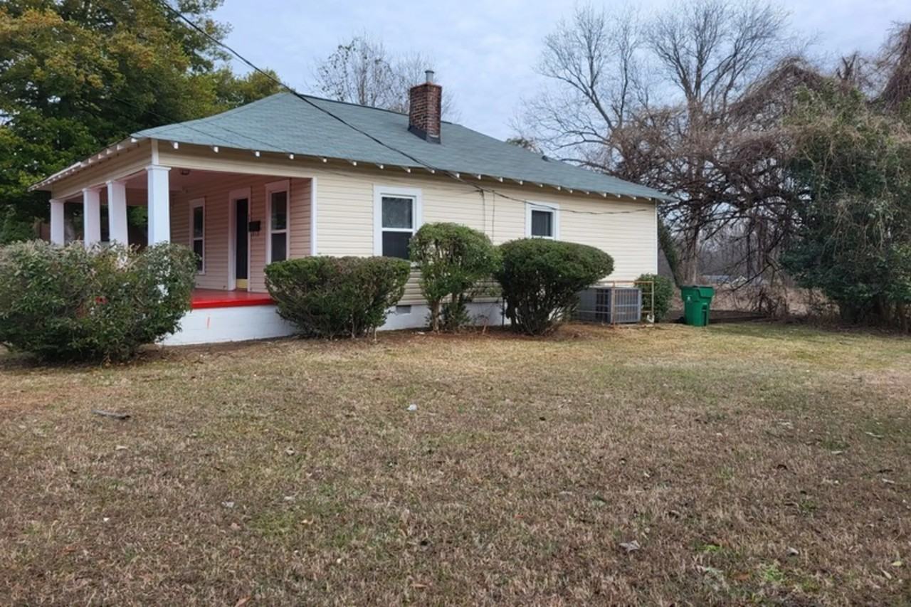 4712 Hovis Rd - Photo 2 of 12