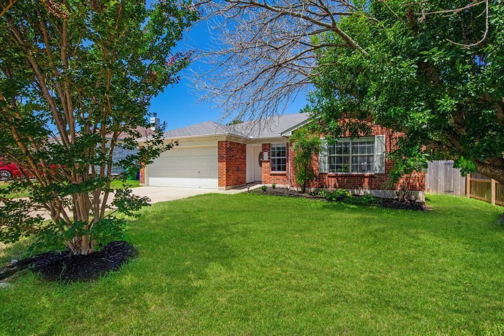 2203 Lexfield Ln - Photo 3 of 28