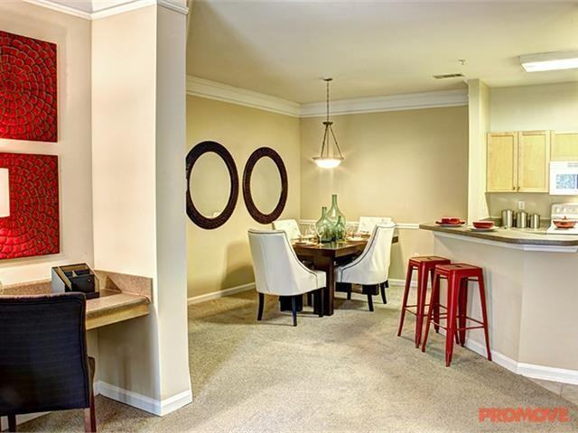 Chelsea 88 - Photo 3 of 10