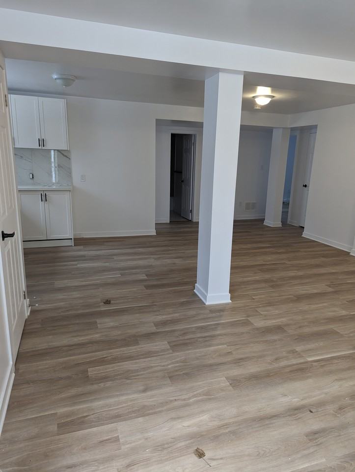 Woodmount Dr & Ritson Rd N - Photo 7 of 12