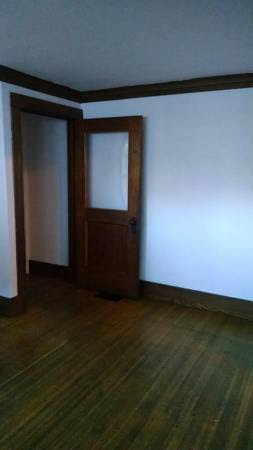 845 Post Ave - Photo 2 of 16