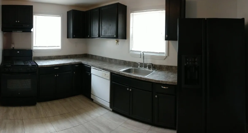 845 Post Ave - Photo 3 of 16