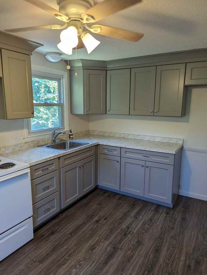 11 Fieldston St #11LEFT - Photo 2 of 8