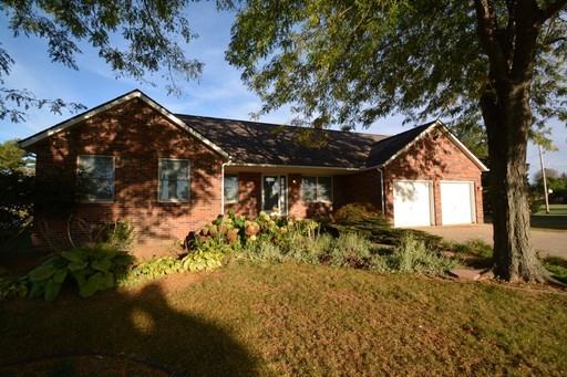 315 Mink St SW - Photo 2 of 33