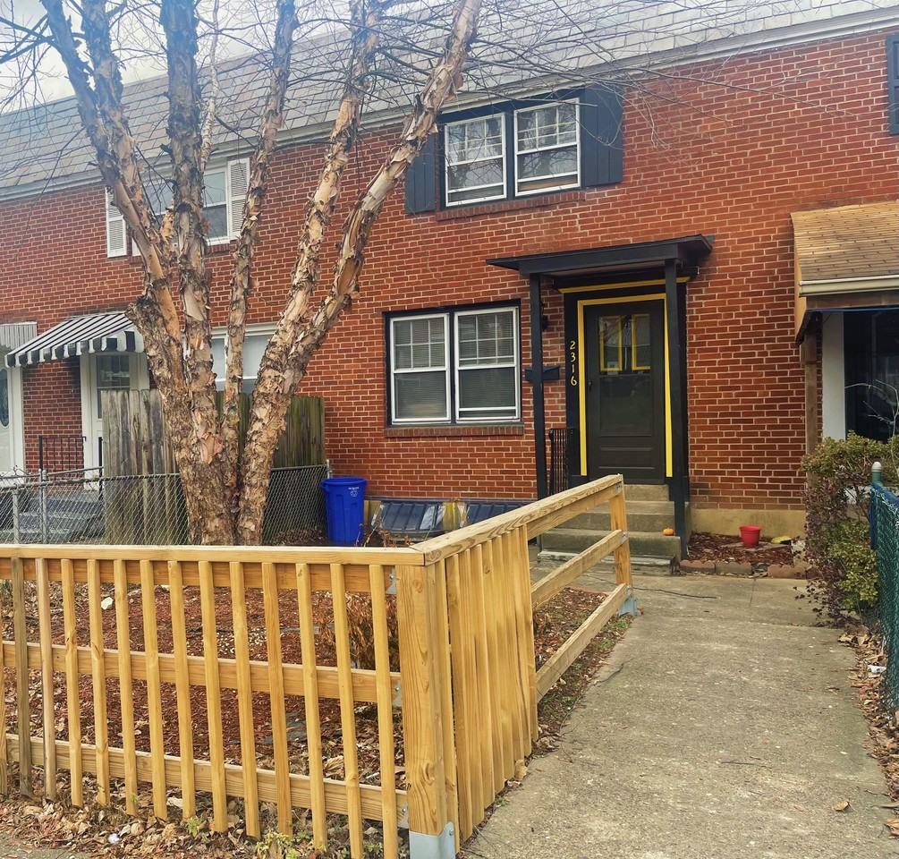 2316 Kensington St #1 - Photo 2 of 25