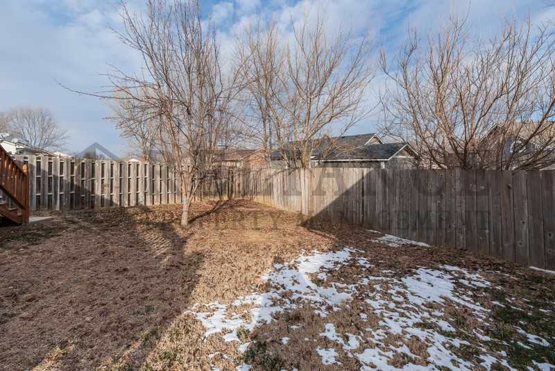 1938 S Chateau St - Photo 5 of 30