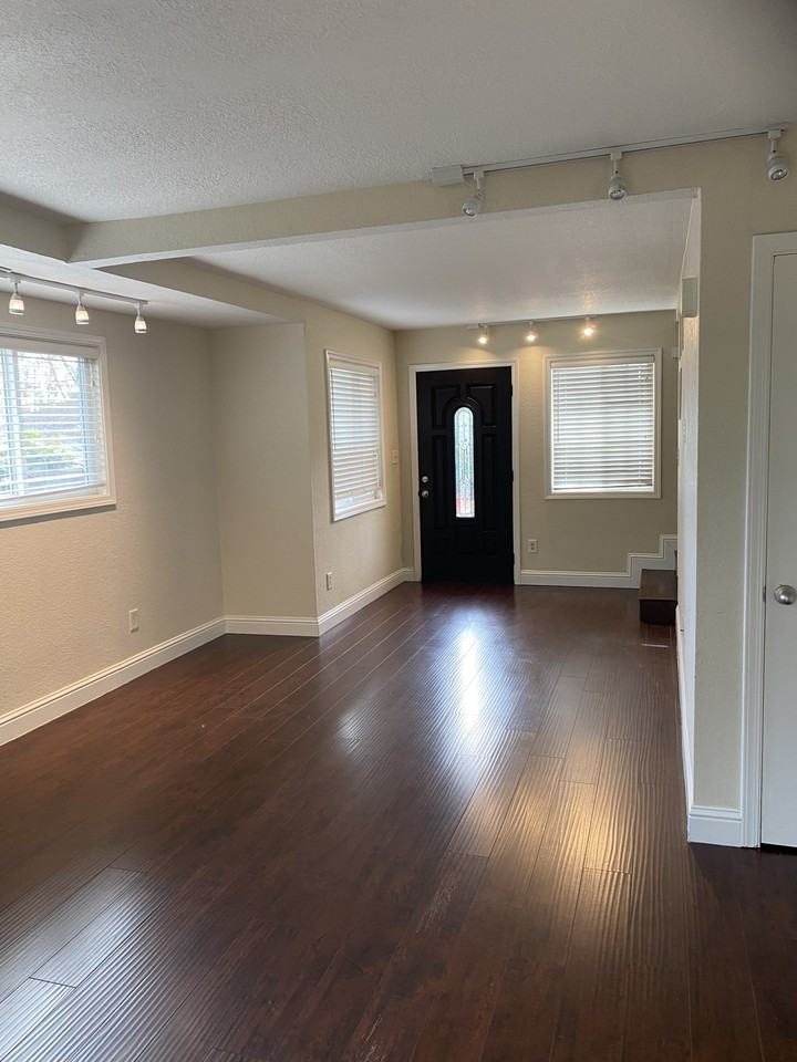 1168 Rose Avenue #A - Photo 2 of 12