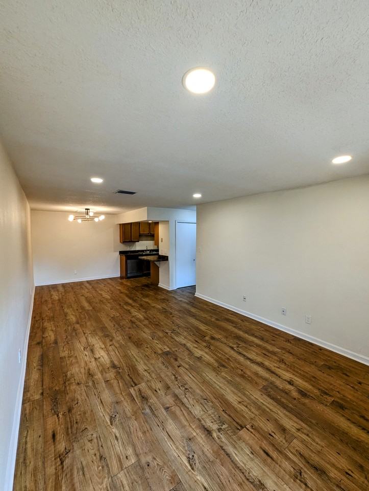 3134 Plaza Terrace Dr #3134 - Photo 2 of 16