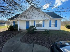 featured image of 907 Rucker Cliff Dr