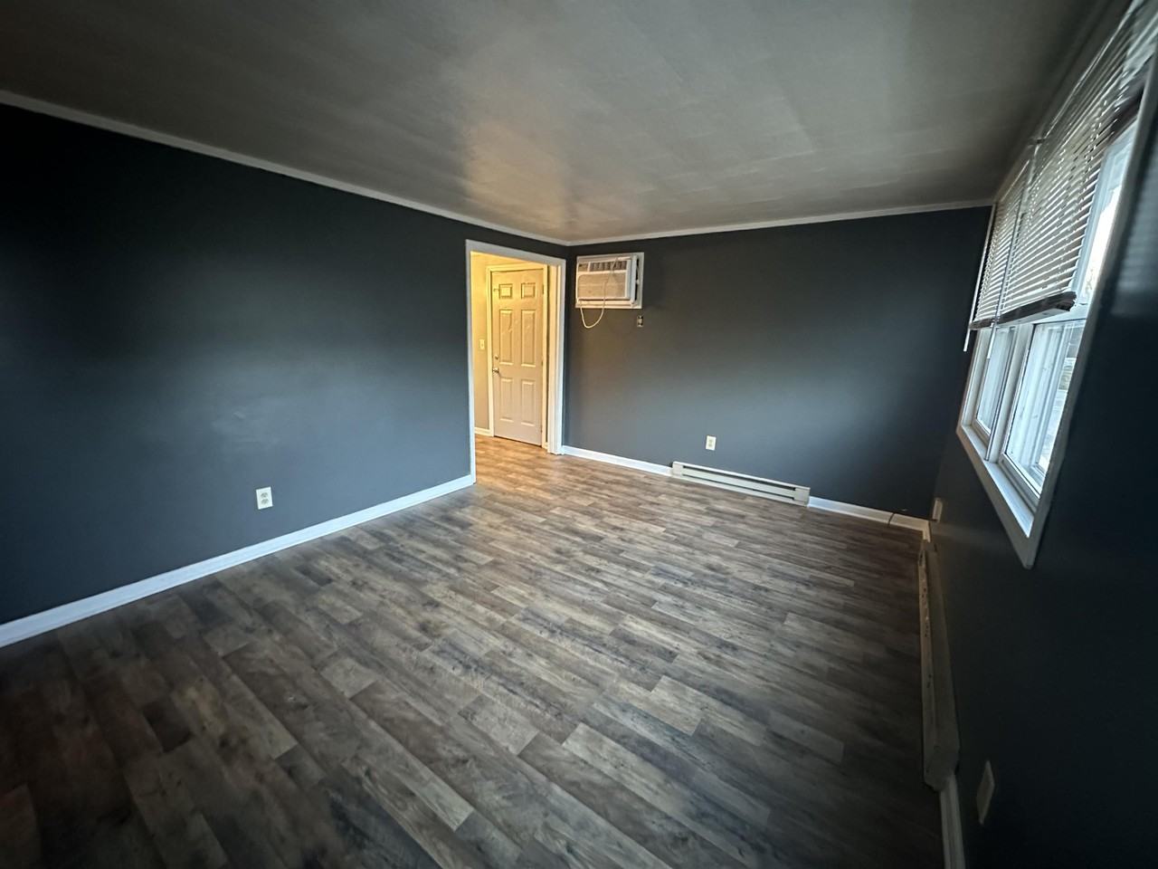 430 N Greensburg St #430 - Photo 2 of 11