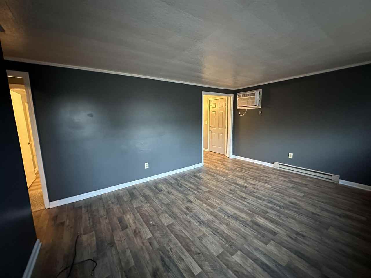 430 N Greensburg St #430 - Photo 3 of 11