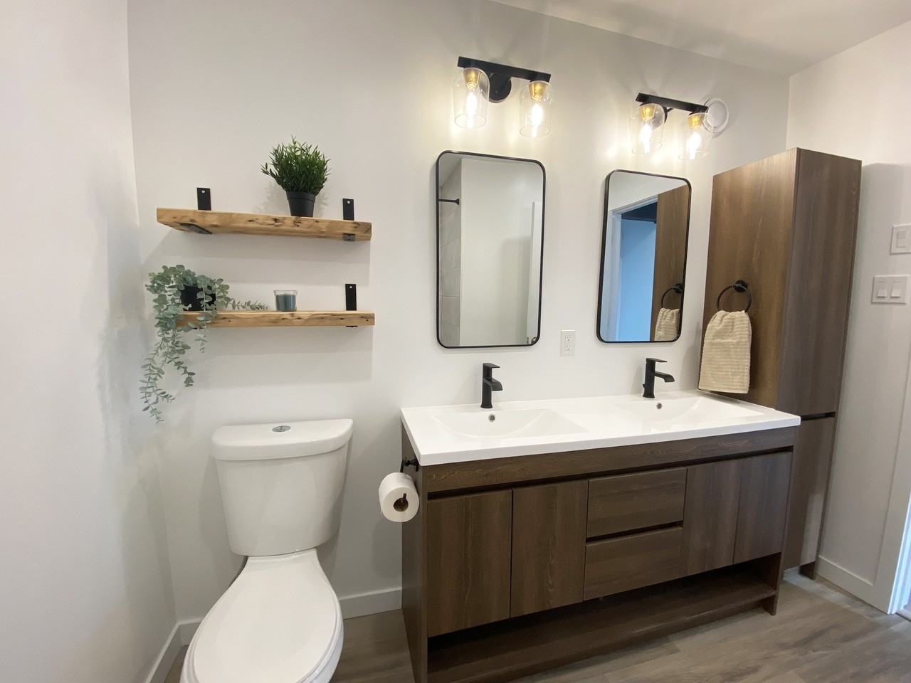 668 Claude Street #A - Photo 6 of 16