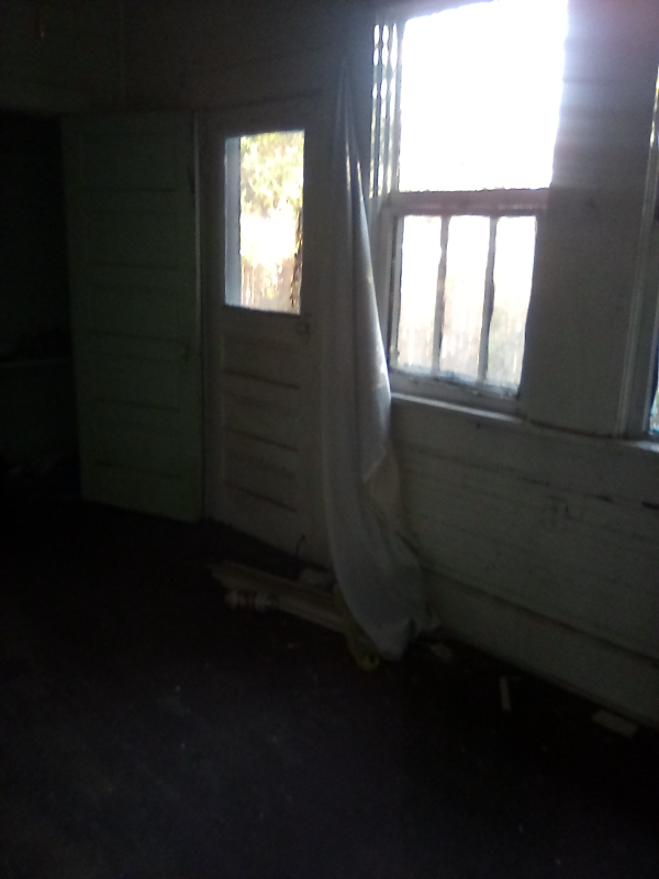 329 Richmond St - Photo 2 of 10