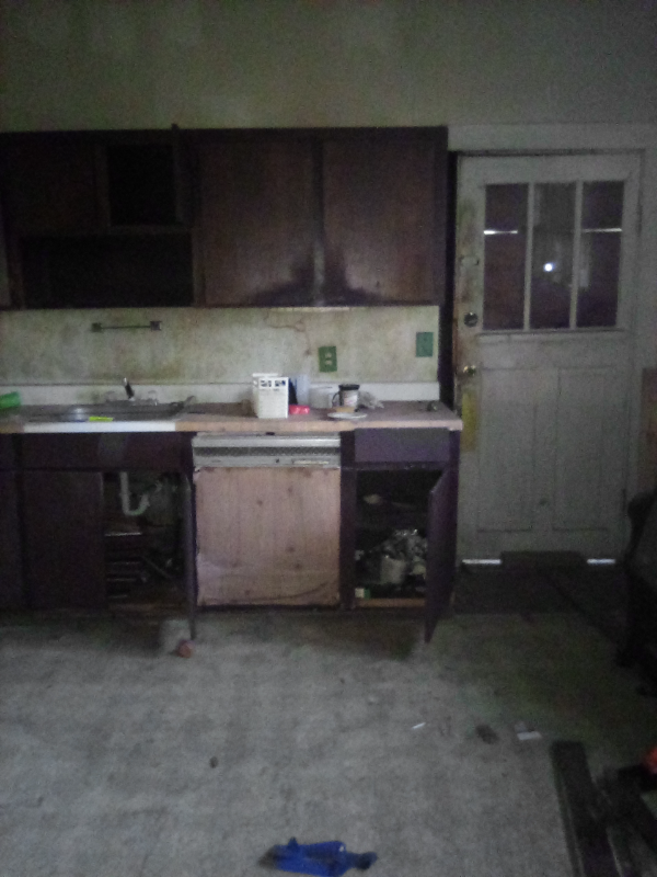 329 Richmond St - Photo 3 of 10