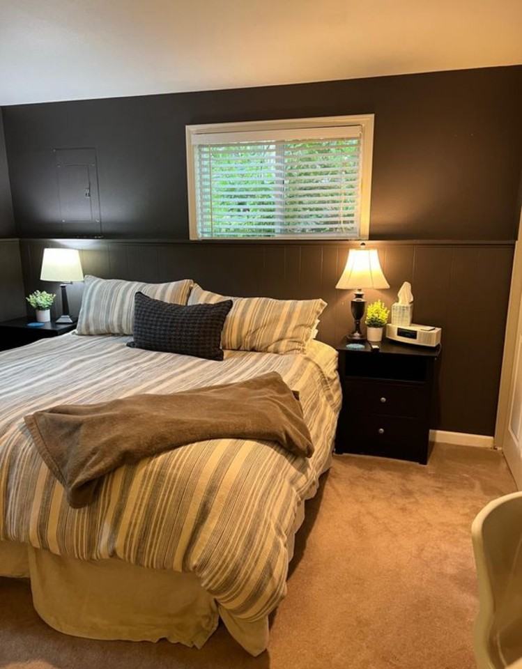 10919 Valley View Road - Photo 2 of 12