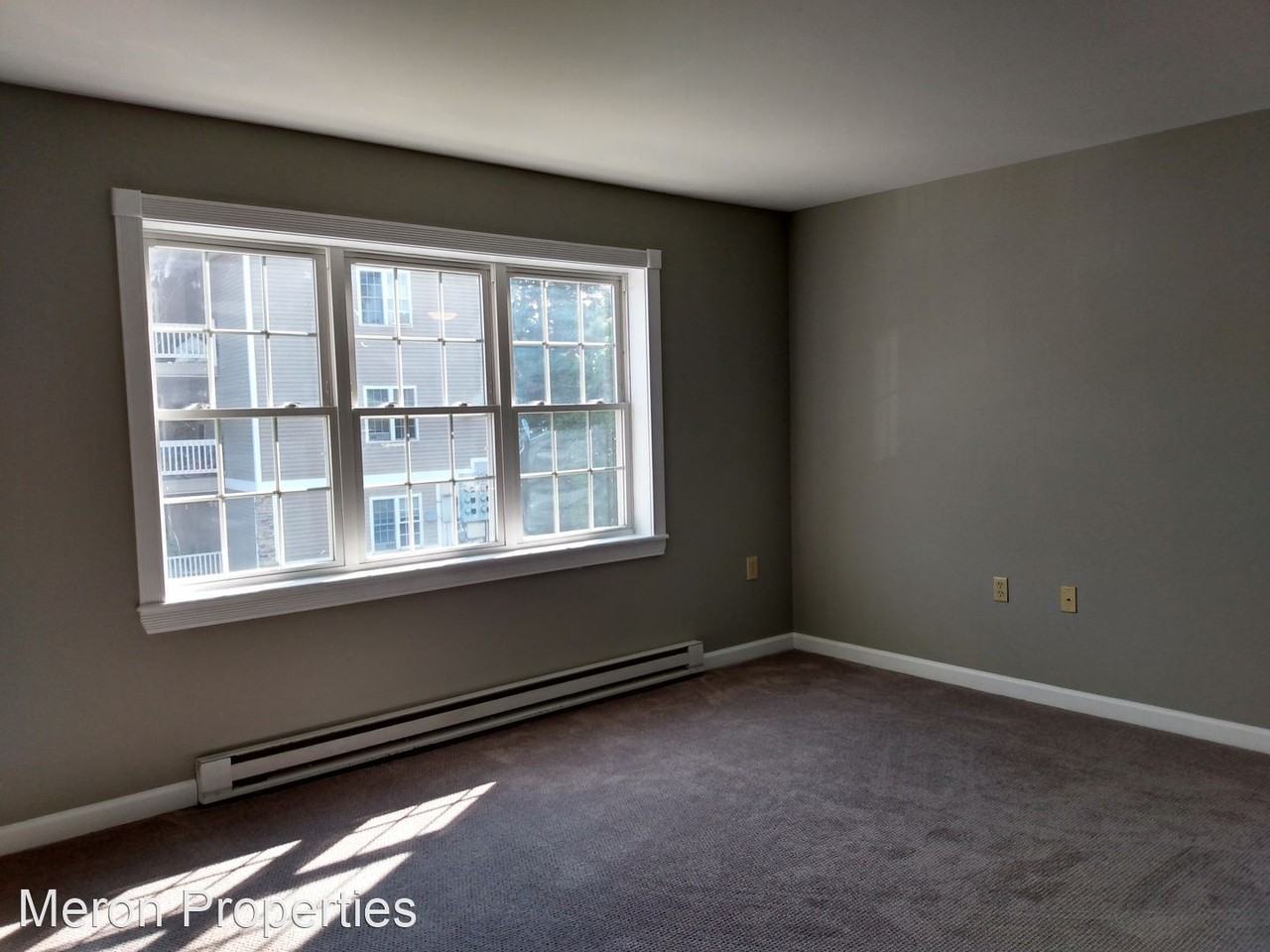 39 RILEY AVE - Photo 3 of 13