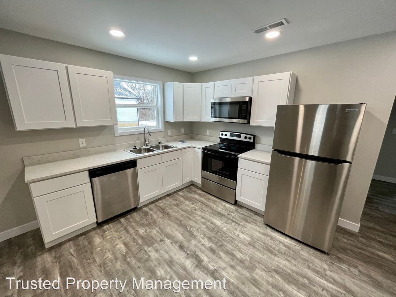 587 Sappington Bridge Rd - Photo 3 of 11