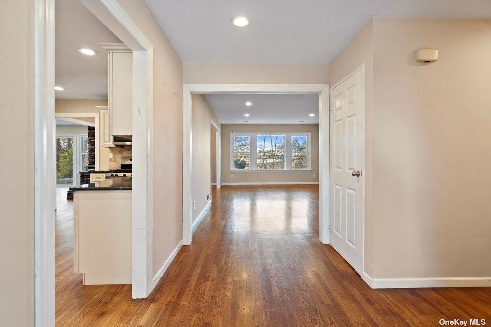 32 Ridge Dr - Photo 2 of 36