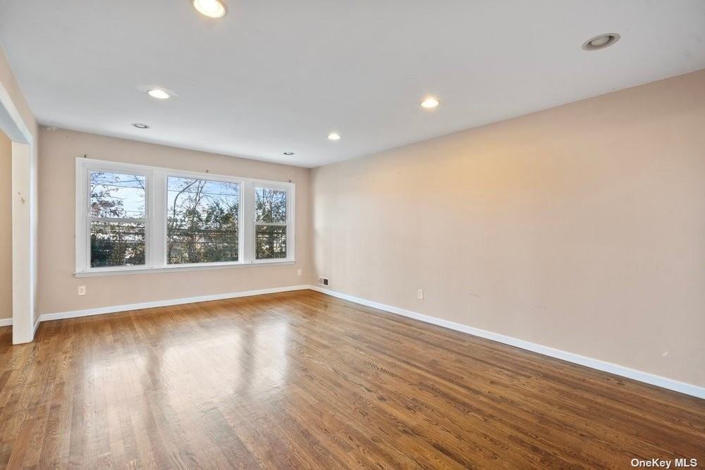 32 Ridge Dr - Photo 3 of 36