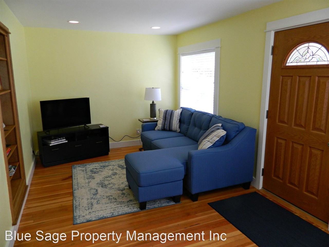 711 E Lauridsen Blvd - Photo 3 of 16