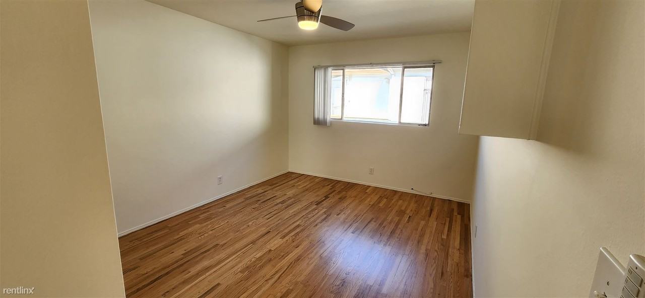 1132 S Holt Ave - Photo 2 of 10