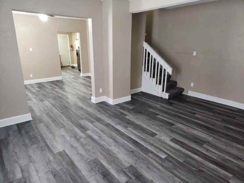 406 7th St - Photo 4 of 20