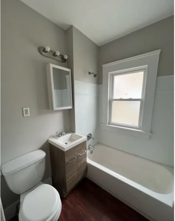 894 Paxton Rd #2 - Photo 4 of 7