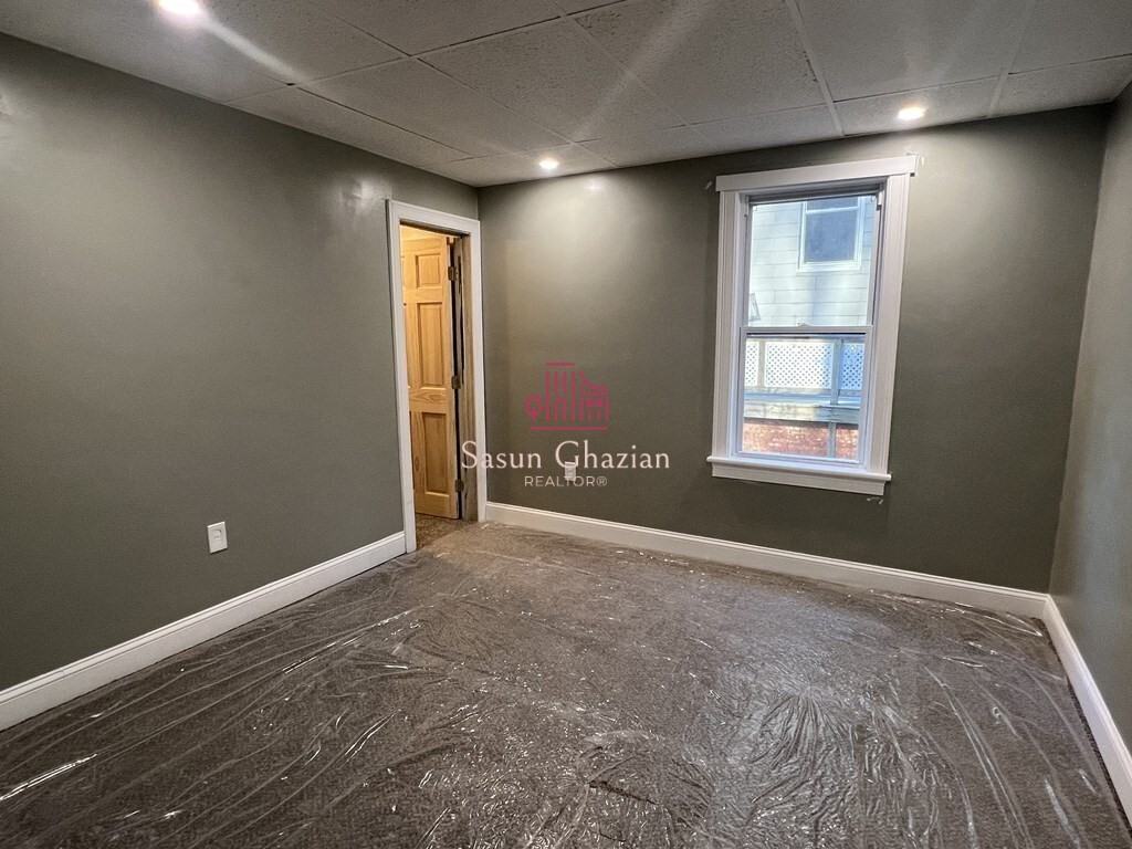 81 Merrifield St #B - Photo 3 of 10