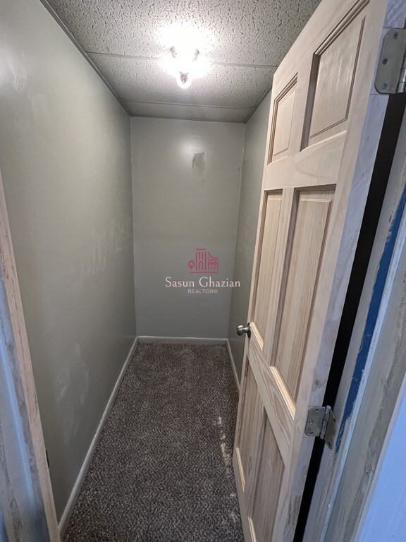 81 Merrifield St #B - Photo 4 of 10