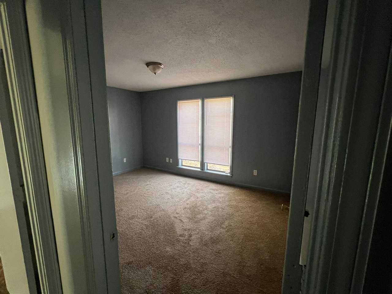 3156 Chandler St - Photo 4 of 7