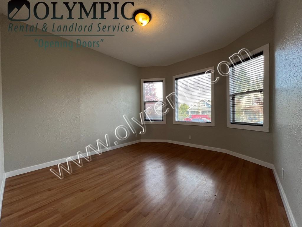 1720 S L St - Photo 2 of 12