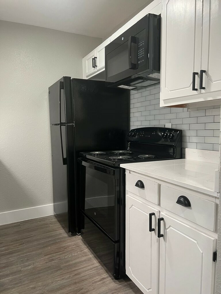 Magnolia Flats Apartments - Photo 4 of 47