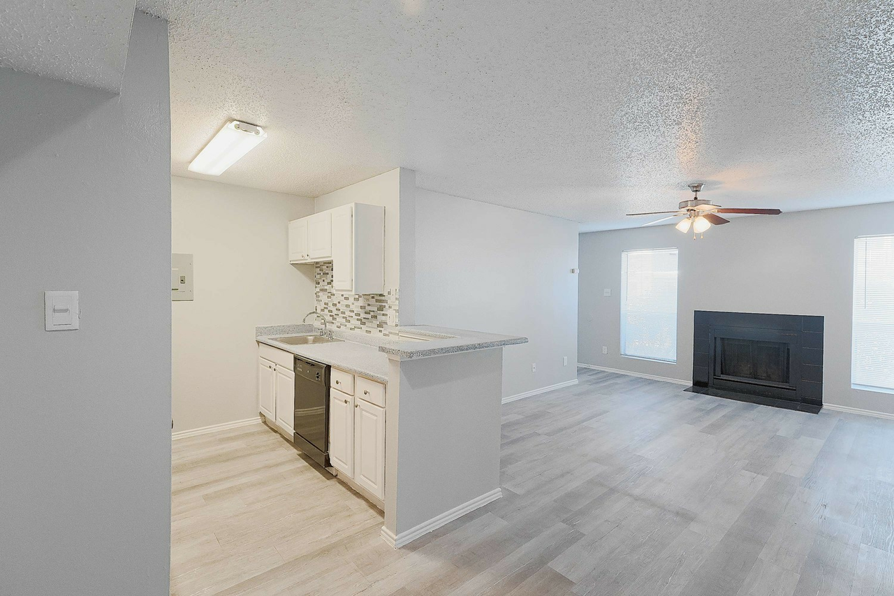 Derby Park Apartments - Photo 4 of 50