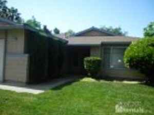 6835 Roble Way - Photo 2 of 5