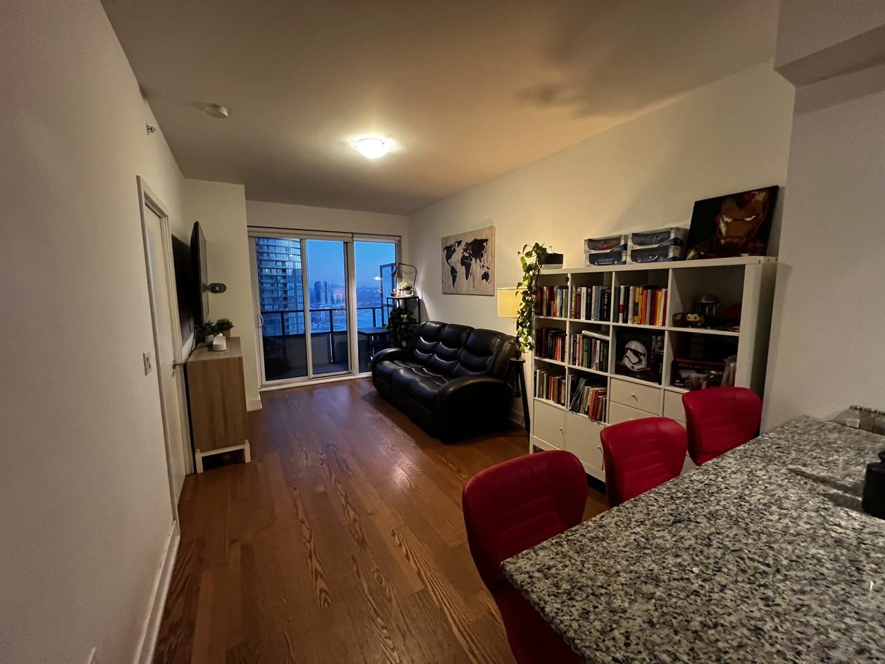 20 Shore Breeze Drive #2705