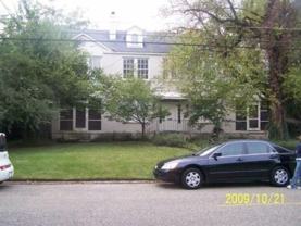 1946 Ridge Ave Apt B #1946B - Photo 1 of 1