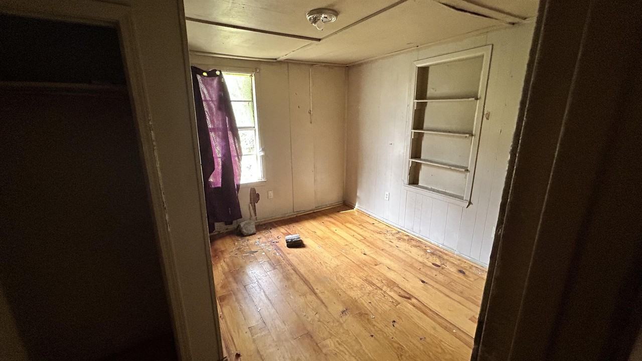 5741 Henagen Ave #1 - Photo 3 of 7