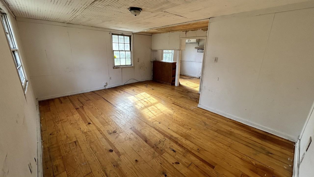 5741 Henagen Ave #1 - Photo 6 of 7