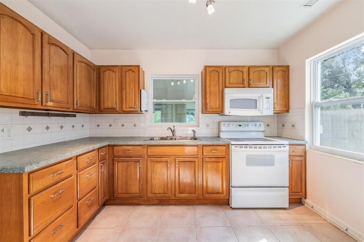 356 Ridge Rd Sw #NA - Photo 2 of 6